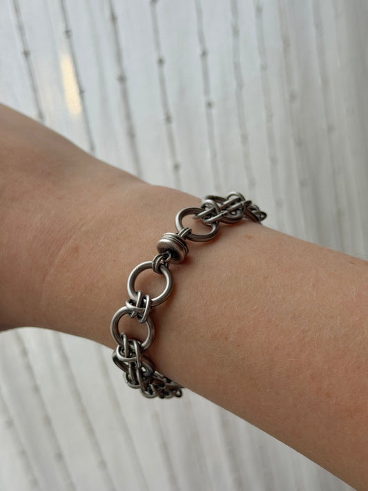 yett bracelet