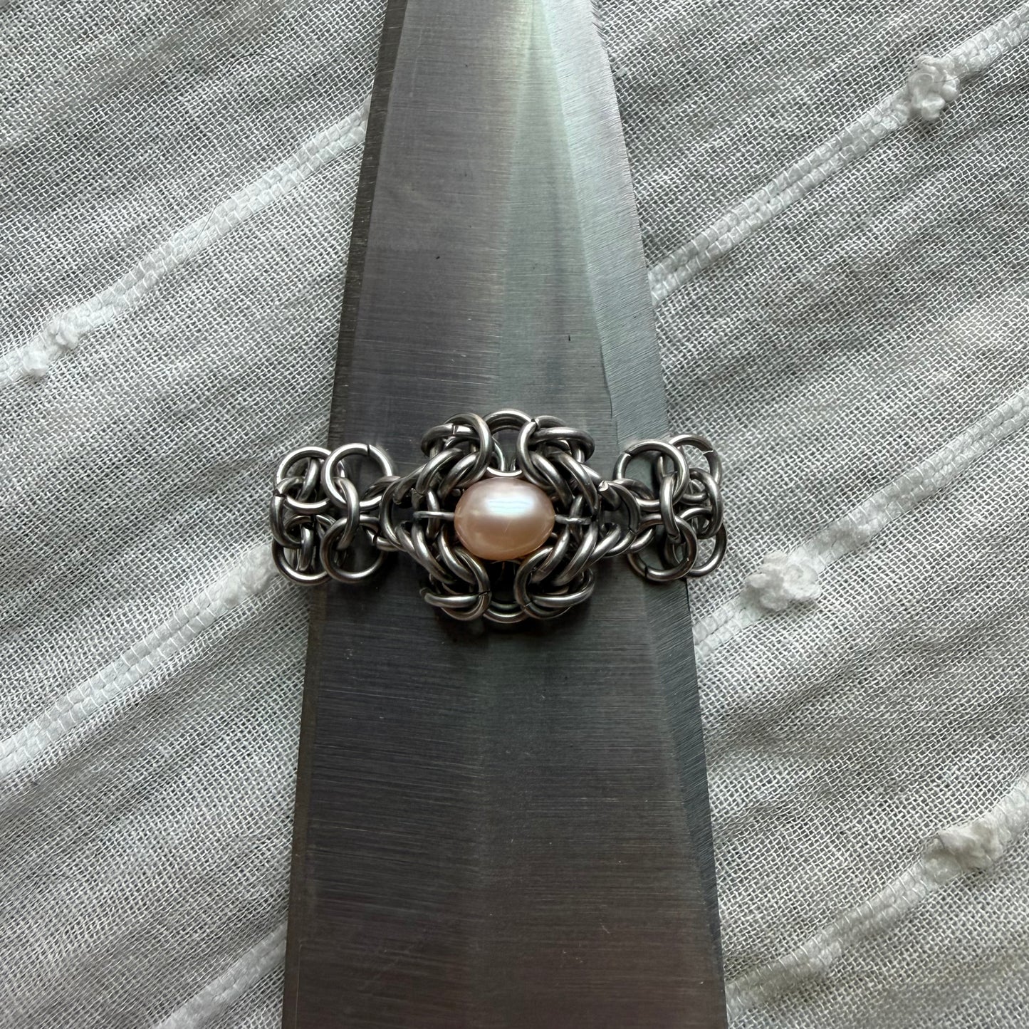 morraine ring - pink pearl